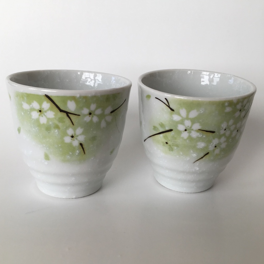 Teacups with White Blossoms - Picture 2 of 5